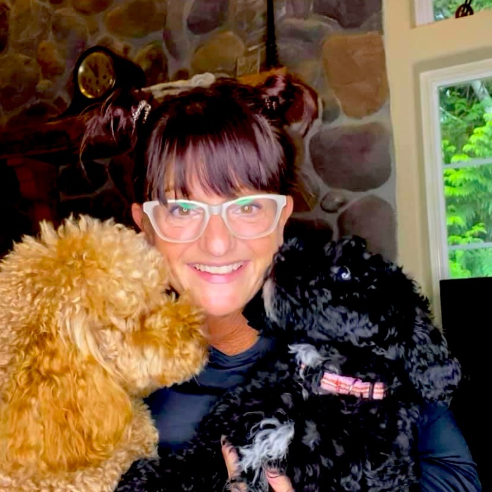 Meet your Posher, Cathie